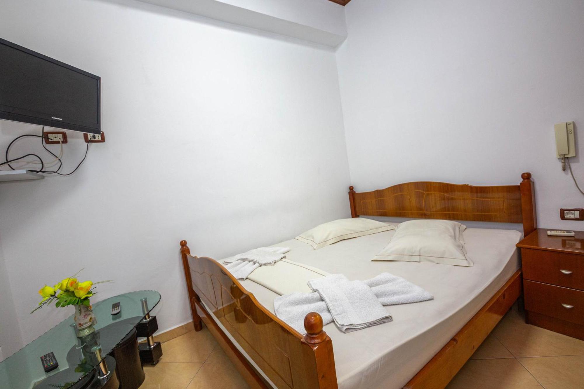 Hotel Shpella Берат Экстерьер фото